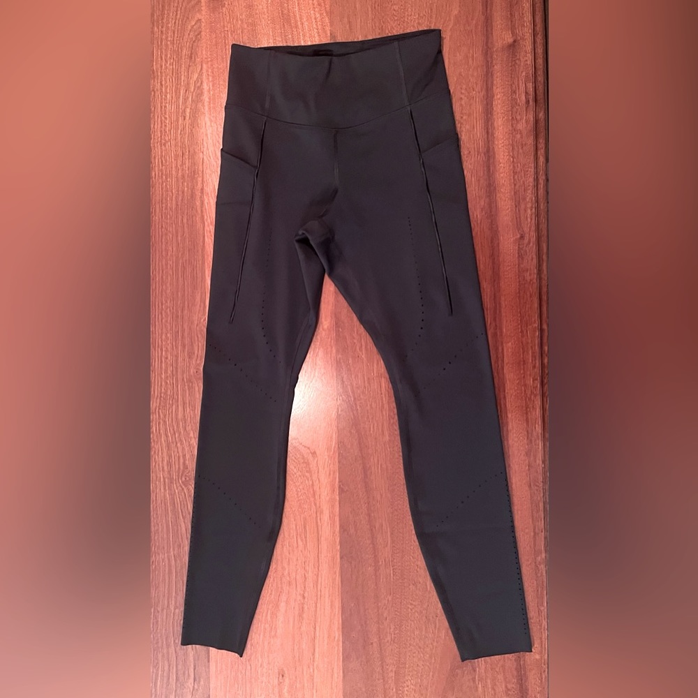 NEW Brooks leggings, size small